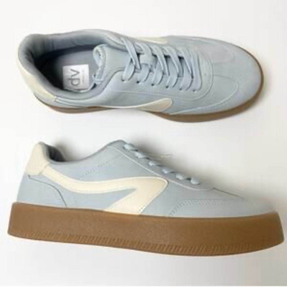 Dolce Vita Women's Voyage Sneaker Light Blue and White Sneakers 7 - Picture 2 of 11